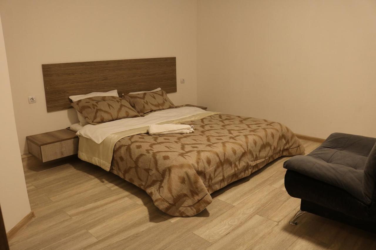 Kai Hotel Bar Tbilisi ภายนอก รูปภาพ