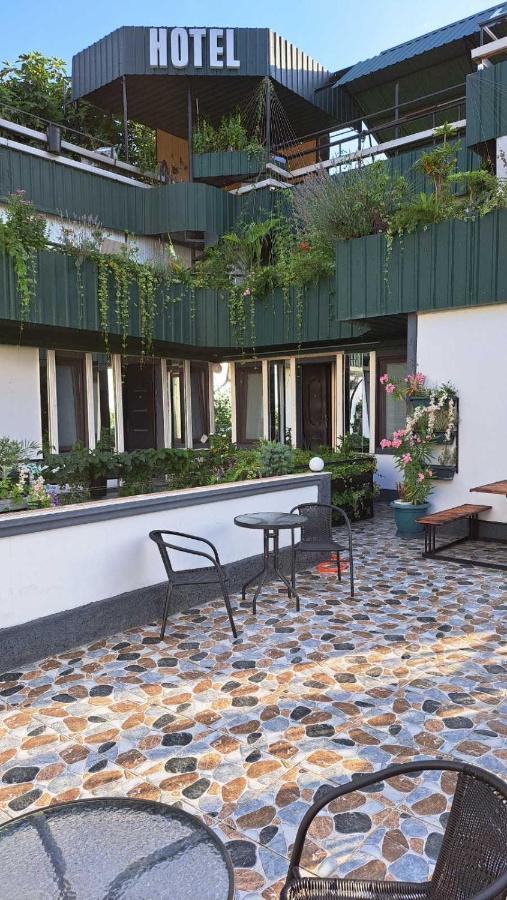 Kai Hotel Bar Tbilisi ภายนอก รูปภาพ