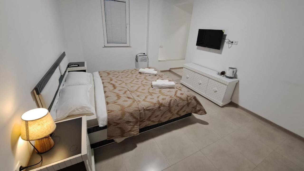 Kai Hotel Bar Tbilisi ภายนอก รูปภาพ