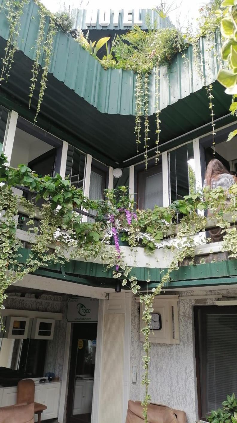 Kai Hotel Bar Tbilisi ภายนอก รูปภาพ